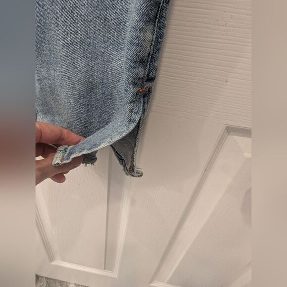 Express Mid Rise Medium Wash Skyscraper Stretch Jeans sz 8 long Slight Kick Hem - Picture 8 of 15